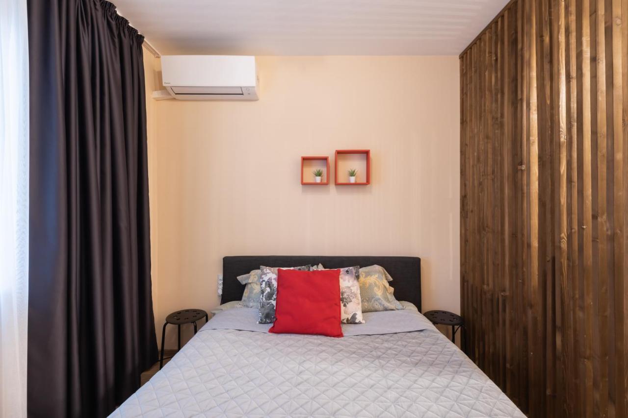 The Red Point Apartment Varna Exterior photo